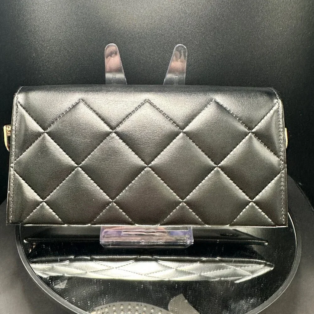 CHANEL Leather Sunglasses Case Authenticated - EUC